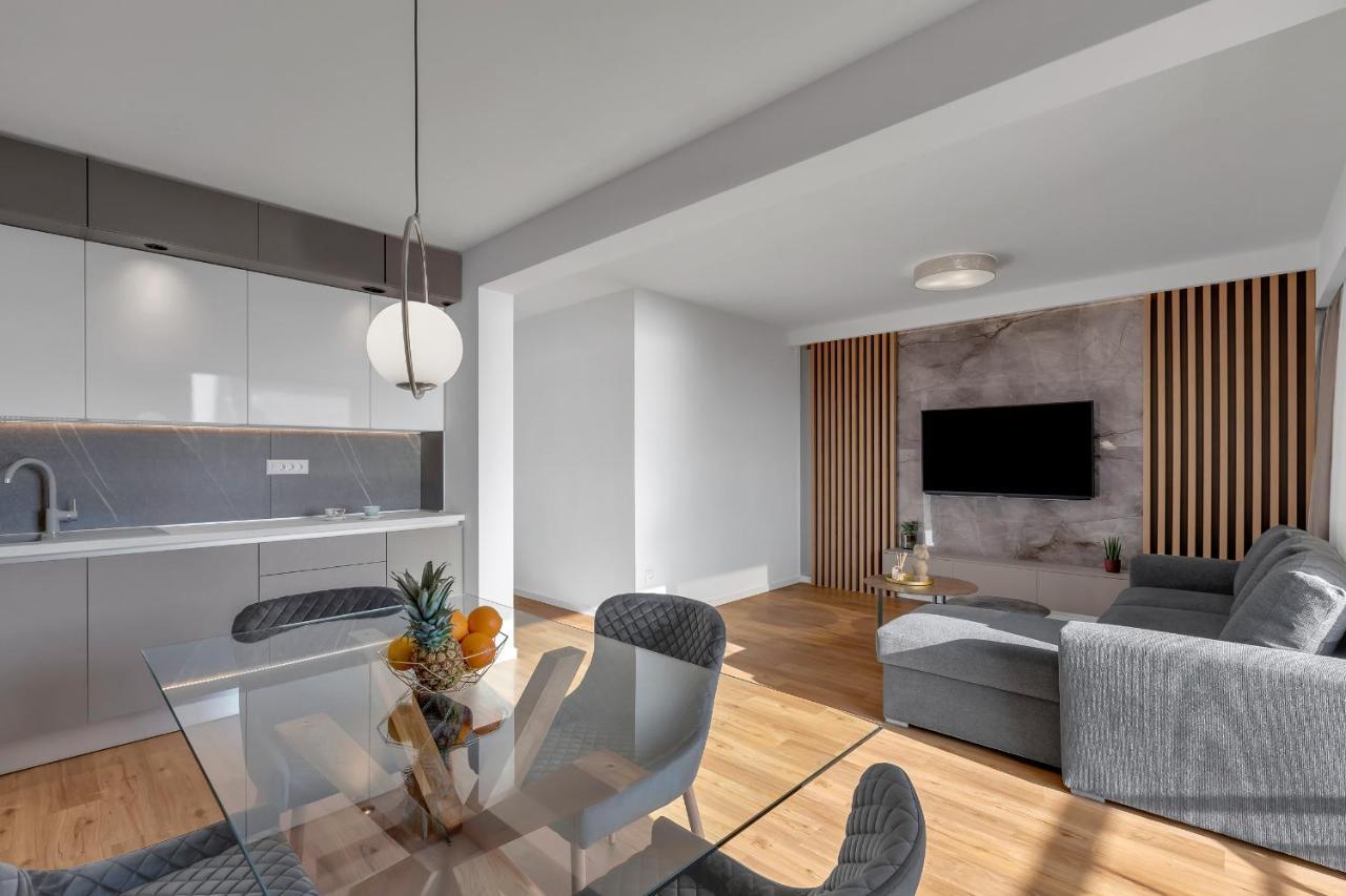 3-4 Luxury Apartments L&L Tucepi - 100M From The Beach - Makarska Exklusiv Екстериор снимка